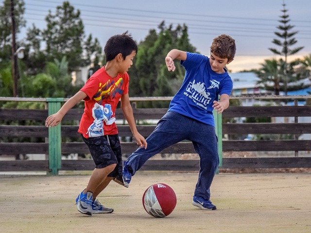 马刺轰22-0横扫9人上双奇才：文班31+15 福克斯30分加盟新高.