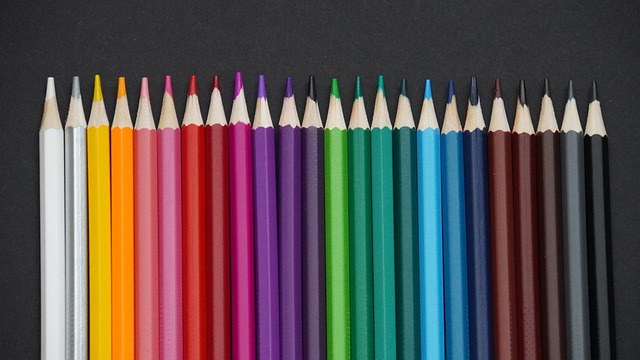 太逗了！哈登下场准备下班，教练说“你回去”，用疑欺负打工的人啊，哈登被教练下场准备去下班.